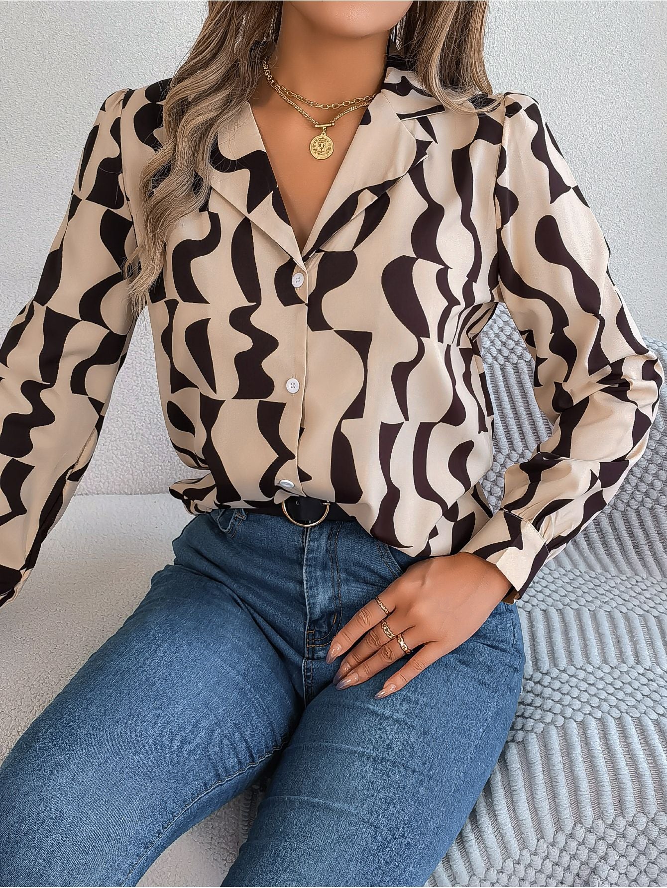 Printemps et été banlieue tempérament couleur contraste rayé costume col à manches longues chemise vêtements pour femmes