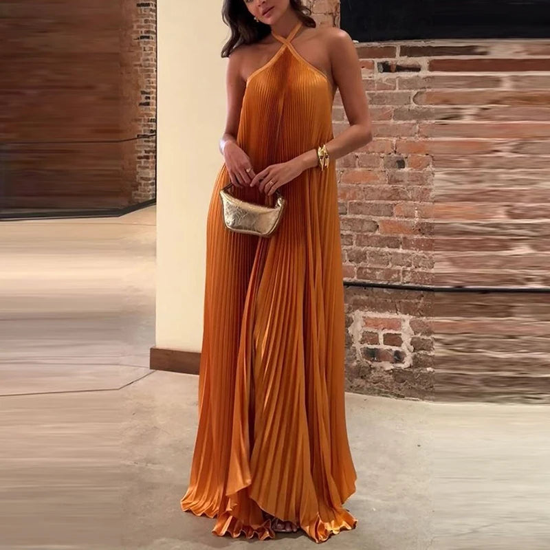 Long pleated backless dress